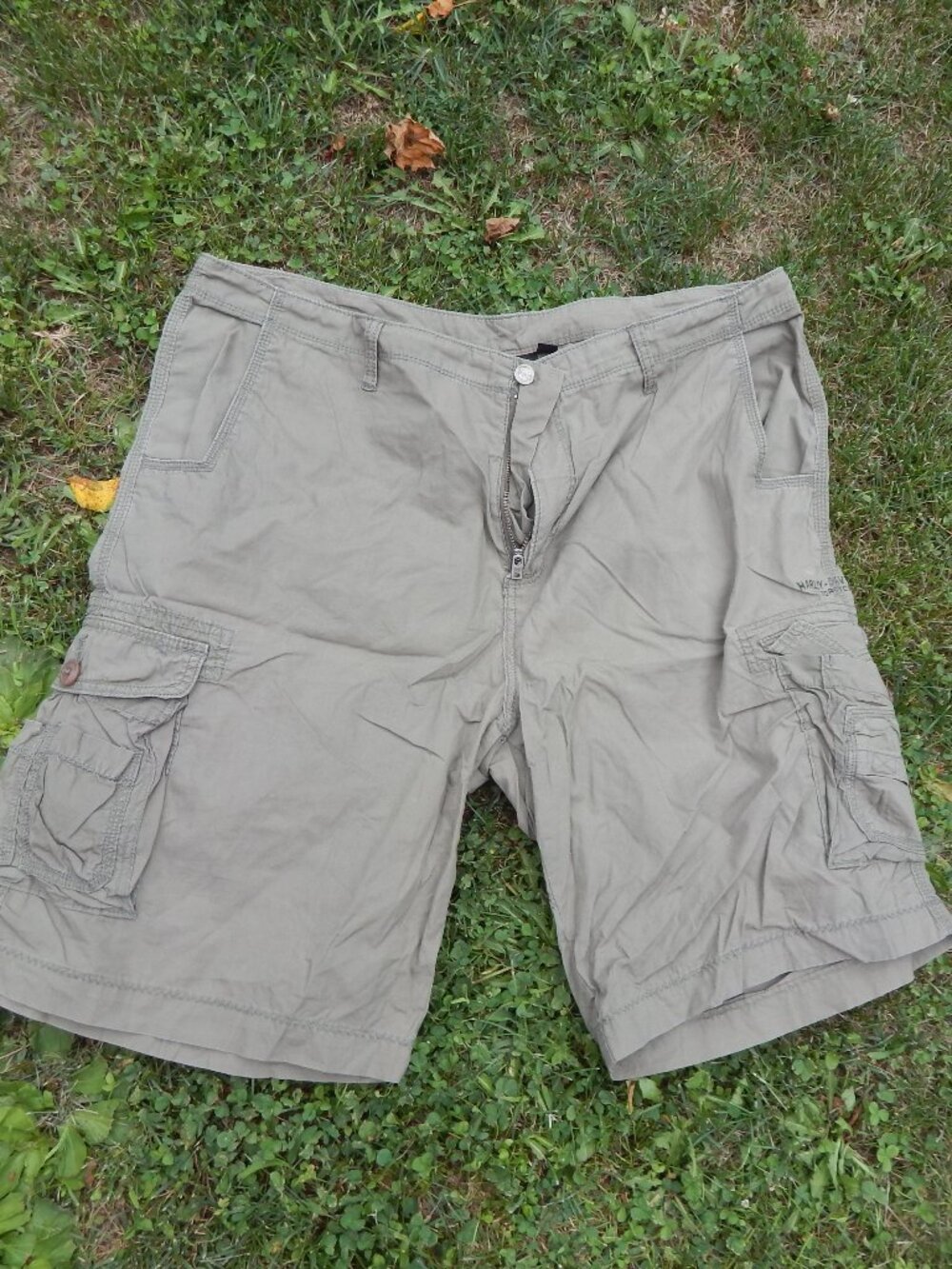 Harley Davidson Army Green Mens Cargo Shorts Size 40